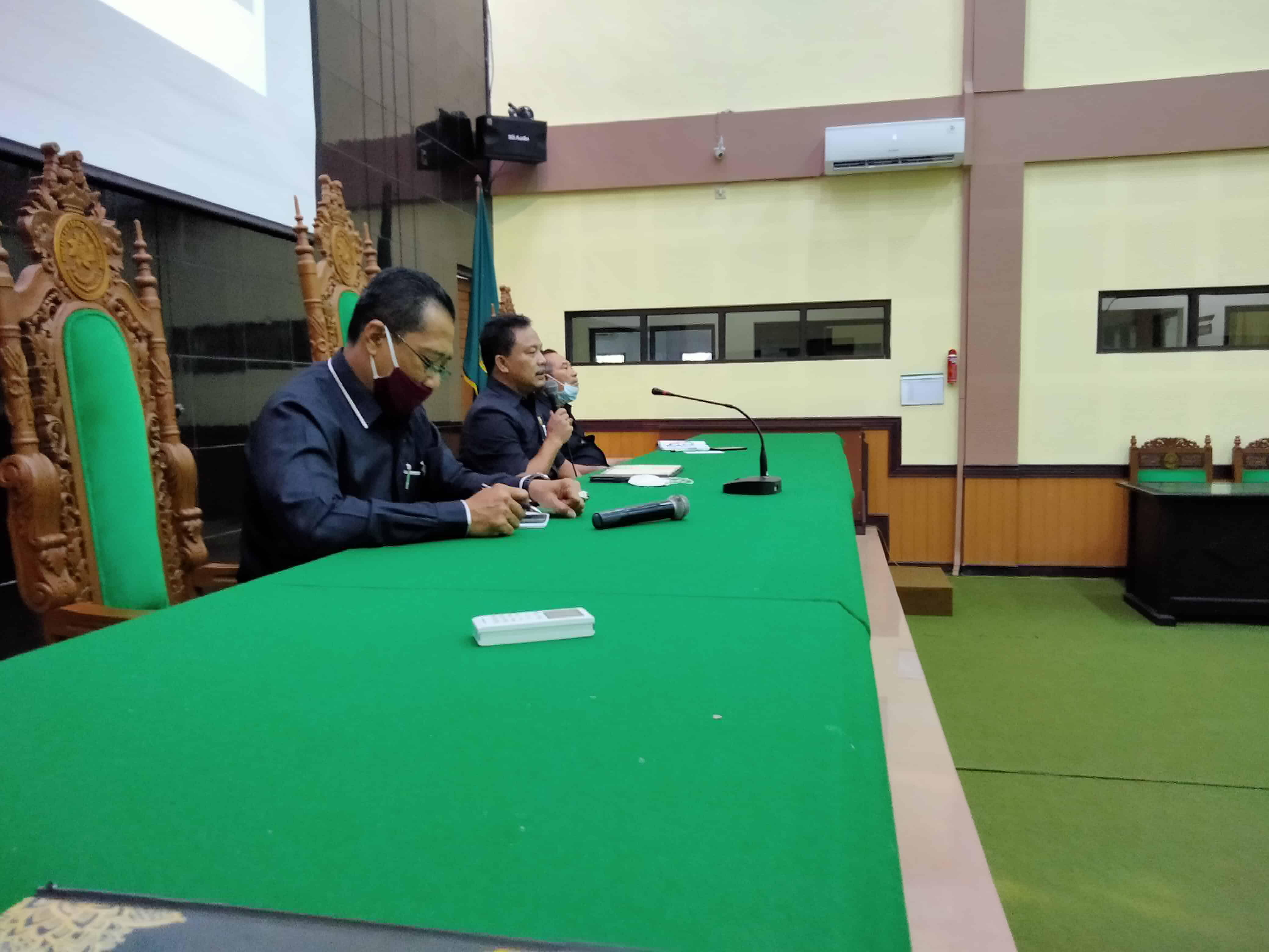 rapat dinas 1