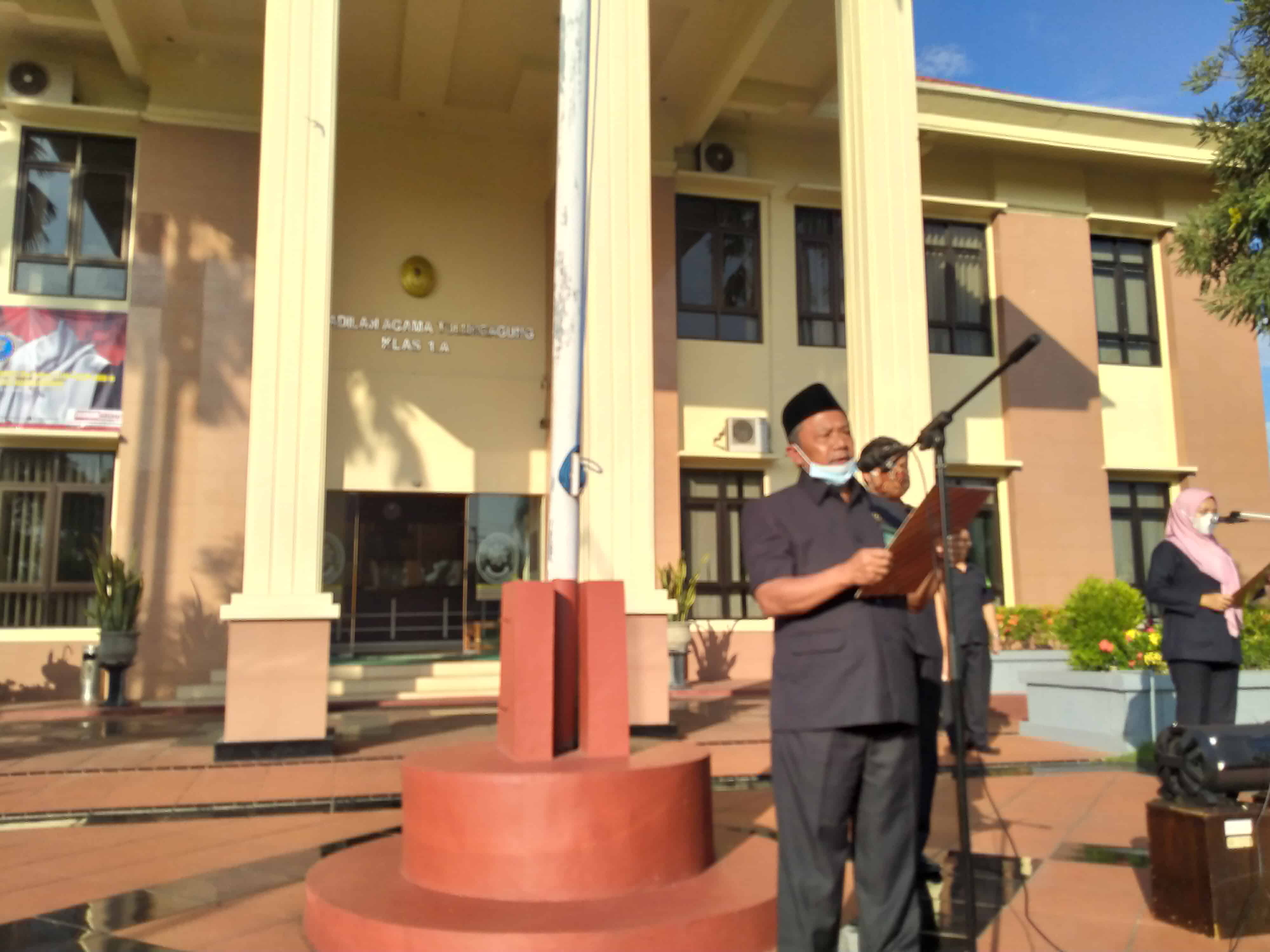 Apel Pagi 2