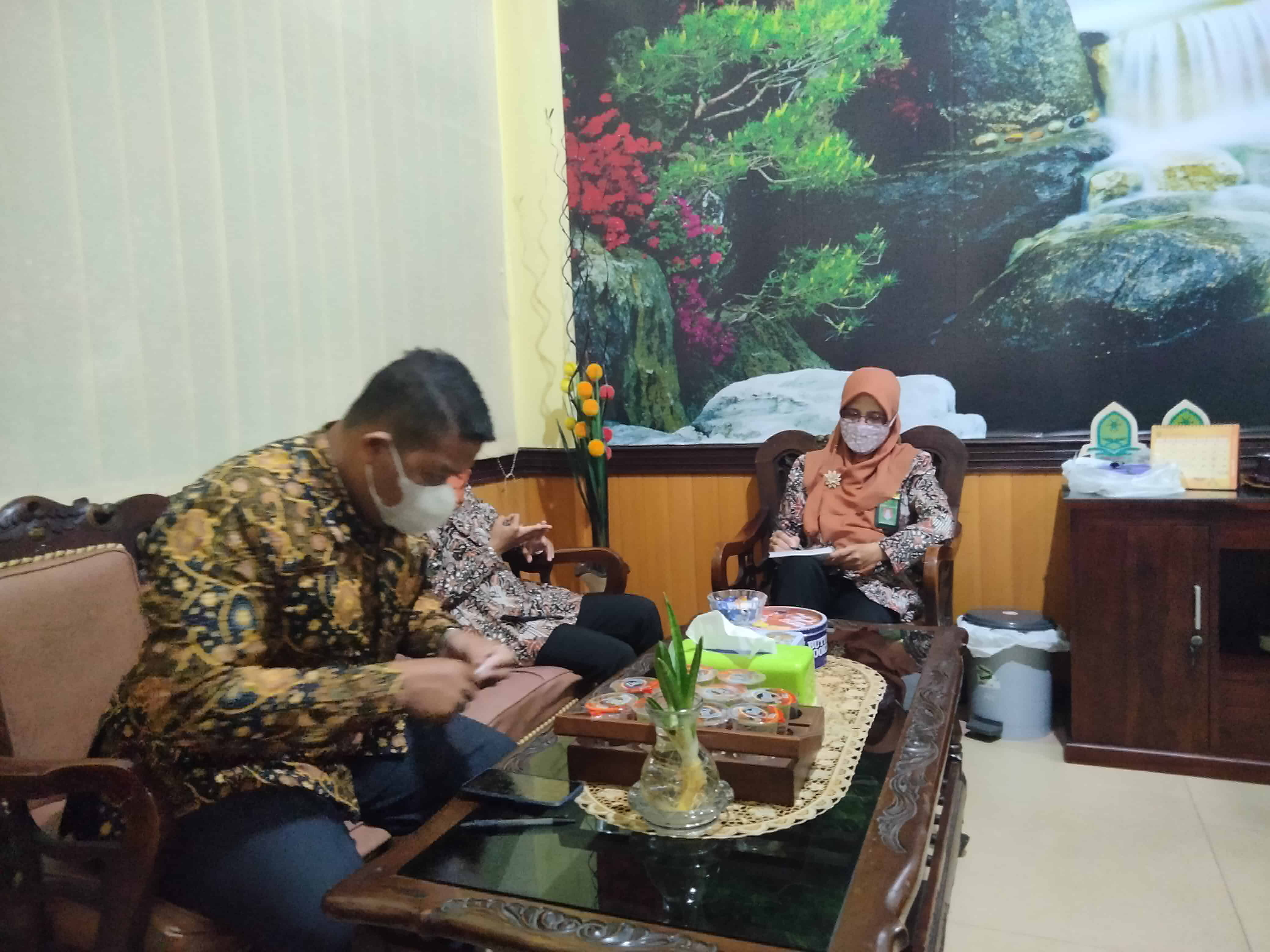 rapat kesekret 23 9 2021